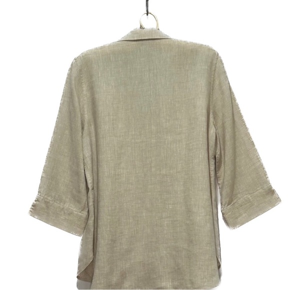 Chico's super lightweight linen, no iron, blouse, Tan, size 1 - Picture 2 of 7